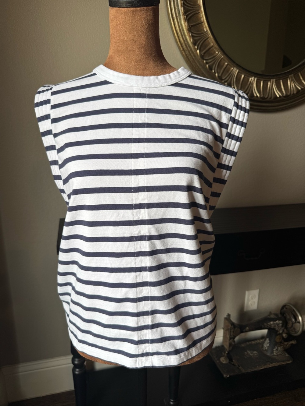 Soldout.NYC Gimme That Shoulder Tee Tank Padded Cap Sleeve XS Nautical Preppy